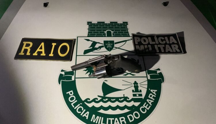 Adolescente apreendido em Carnaubal por ato análogo a homicídio em ação da PMCE