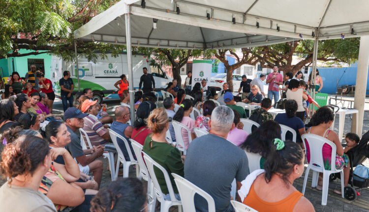 Ceará impulsiona mercado de trabalho com evento 'Mês do Trabalhador' em Fortaleza