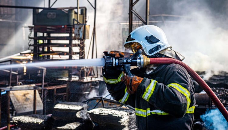 Dia internacional do bombeiro: a coragem e dedicação que salvam vidas