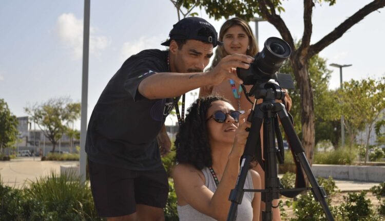 MIS CE movimenta cenário cultural com feiras de fotografia, vinil e debates em Fortaleza