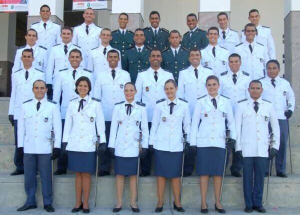 Aspirantes 2008 do CBMCE completam duas décadas de serviço e moldam segurança do Ceará.
