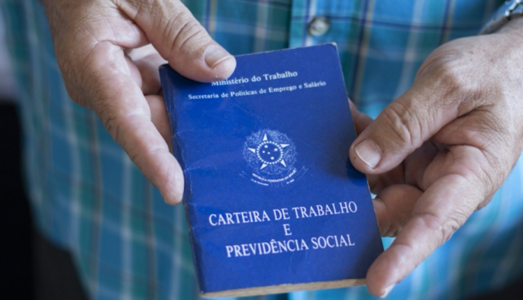 Ceará enfrenta perda de empregos e alta informalidade em 2026