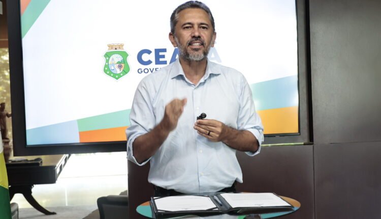 Governo do Ceará convoca 163 novos professores para universidades estaduais
