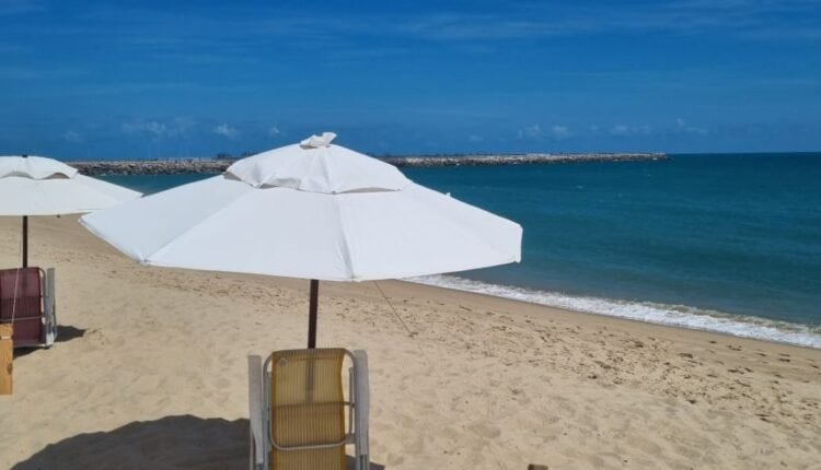 Fortaleza: 12 praias estão próprias para banho neste fim de semana