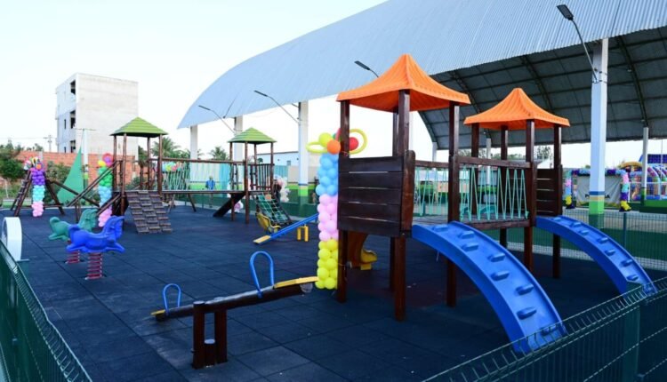 Cariri celebra inauguração de novas brinquedopraças com academias ao ar livre