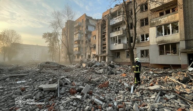 Devastação na Ucrânia: ataque russo mata família e deixa rastro de destruição