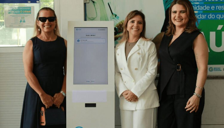 Digitalização na UPA de Maracanaú: totem agiliza atendimento no SUS