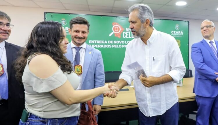 Ceará registra queda de 52% em roubos de celulares com auxílio do programa Meu Celular