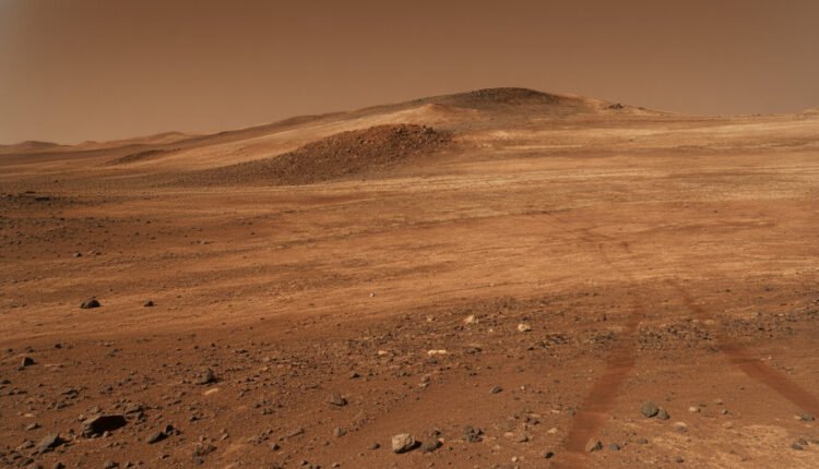 Marte: Rover Perseverance desvenda 'golpe duplo' cósmico na origem de crateras