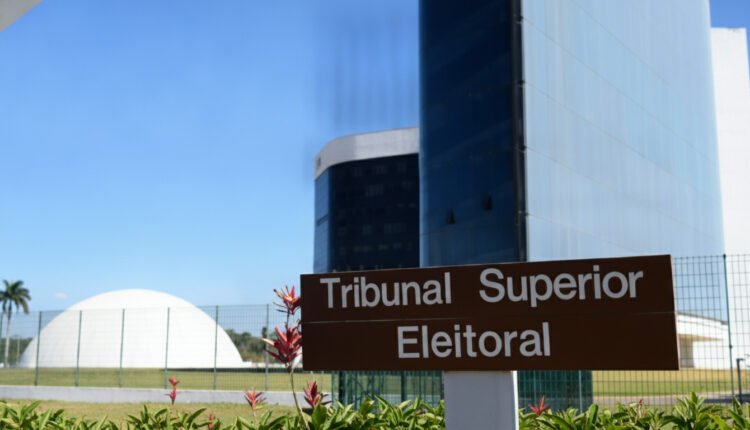TSE define tetos de gastos para eleições de 2026, com Ceará e Presidência tendo valores milionários