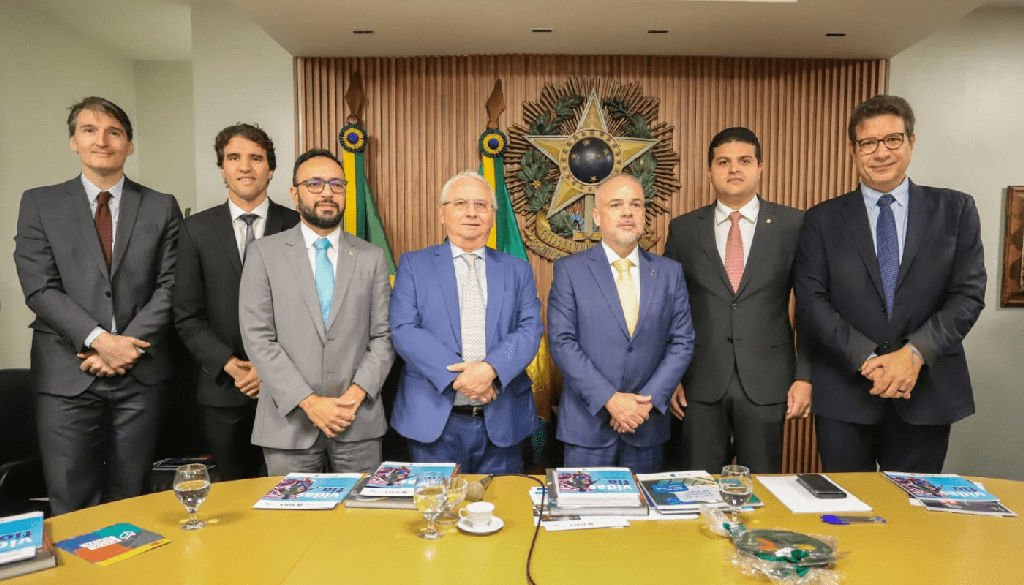 Sistema prisional: debate crucial sobre reestruturação reúne autoridades no Ceará