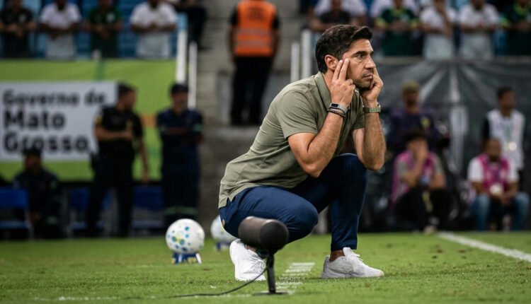 Abel Ferreira assume responsabilidade por revés do Palmeiras na Copa do Brasil