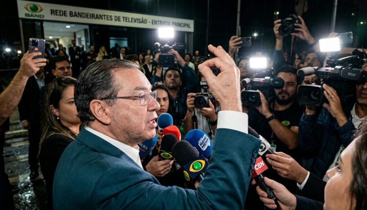 Augusto Cury: candidato reconsidera e participa de debate da Band após protesto