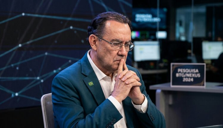 Augusto Cury surpreende e salta para 11% em pesquisa presidencial, consolidando terceira via