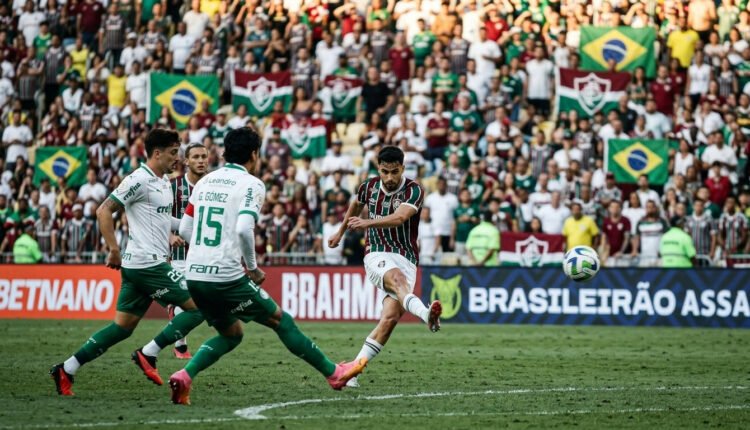 Brasileirão agitou o sábado com virada tricolor e confrontos decisivos