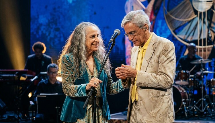 Caetano Veloso completa 84 anos e recebe homenagem de Paula Lavigne