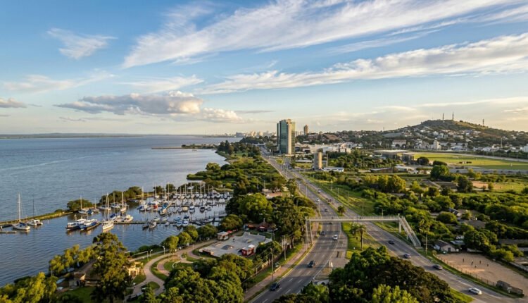 Clima em Porto Alegre: semana terá chuvas e temperaturas em declínio