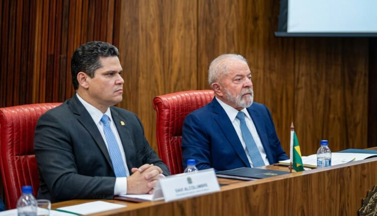 Descoberta de petróleo no Amapá impulsiona visita de Lula e reaquece cenário político