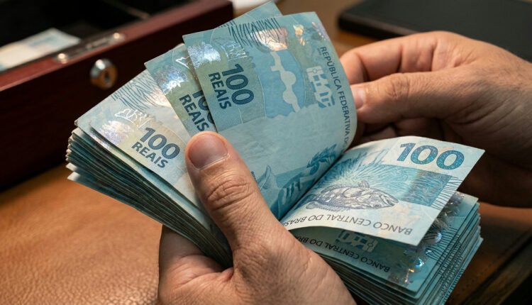 Desenrola Adimplentes: programa federal oferece crédito com juros baixos para informais