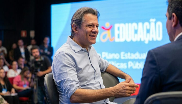 Fernando Haddad reage a Datafolha e detalha plano para educação em evento na capital paulista
