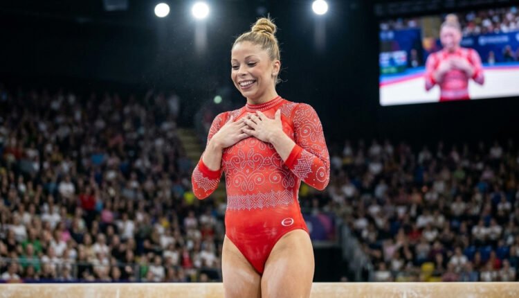 Flávia Saraiva conquista ouro no solo e múltiplas medalhas no Brasileiro de Ginástica em Brasília