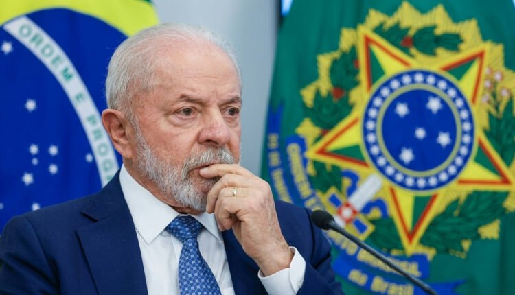 Imposto sobre compras internacionais: governo planeja reavaliar impacto a cada seis meses