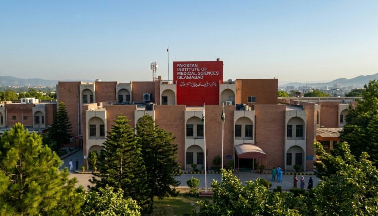 Incêndio em hospital de Islamabad mata 15 bebês e choca o Paquistão