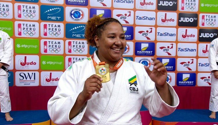 Judô brasileiro celebra ouro de Beatriz Souza e Rafael Macedo no Grand Prix de Lima