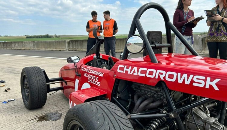 Logitech G Racing Series eleva simulação à realidade em final emocionante no interior de São Paulo