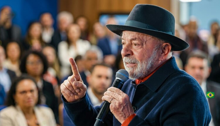 Lula reitera confiança em filho e descarta interferência em investigações da PF