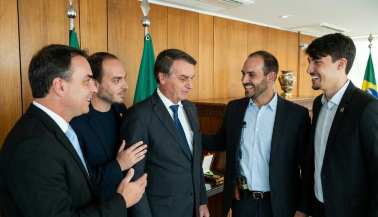Percepção pública diverge sobre o poder da influência familiar na política