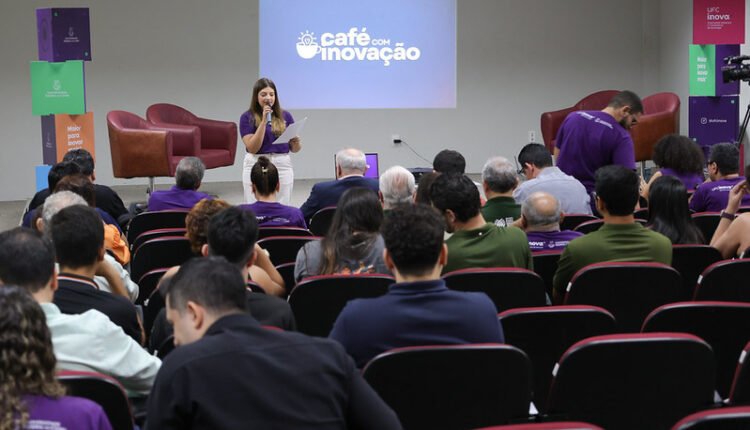 UFC Inova e Sebrae lançam cursos e agentes de IA para estudantes