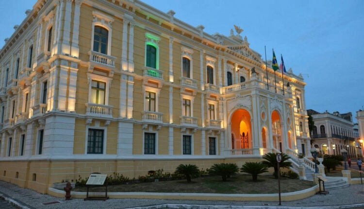 Vitória: semana de contrastes climáticos com chuva e forte calor