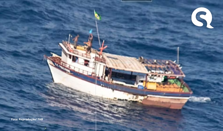 Embarcação desaparecida em alto-mar há uma semana é localizada pela FAB a cerca de 480 km de Fortaleza
