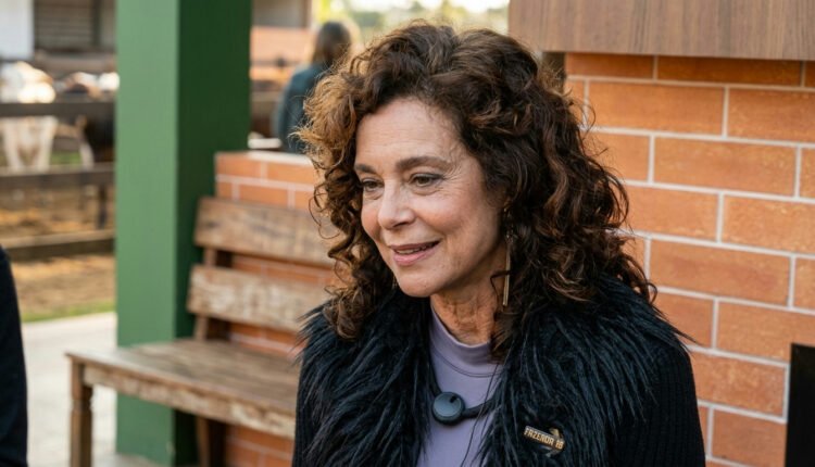 A Fazenda 18: Giovanna Gold e mais três visitantes são confirmados como peões
