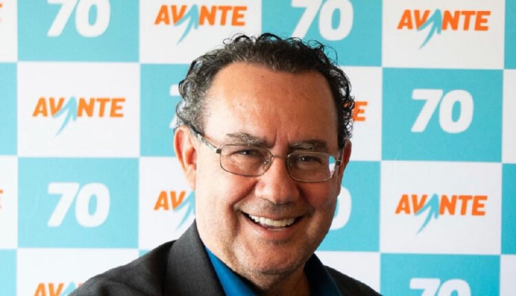 Augusto Cury denuncia suposta interferência de algoritmos da META nas eleições