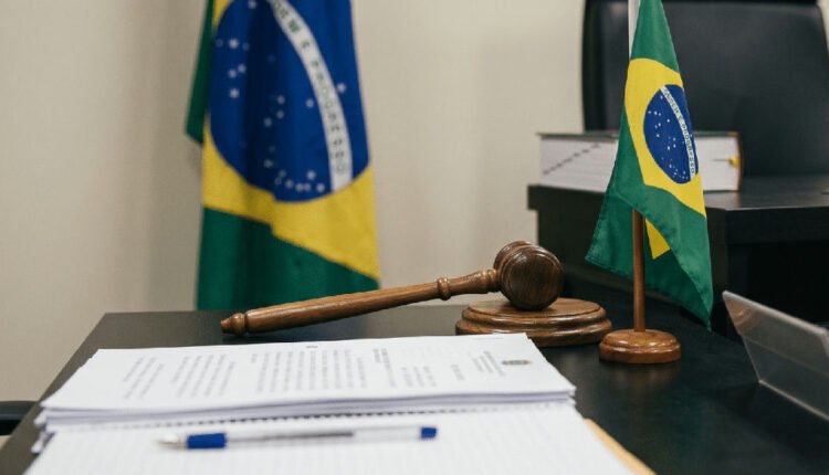 Avô é condenado a 36 anos de prisão por estupro de neta em Santa Quitéria