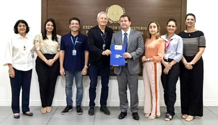 ESMP e Ceaf estreitam laços com Faculdade CDL para impulsionar capacitação jurídica