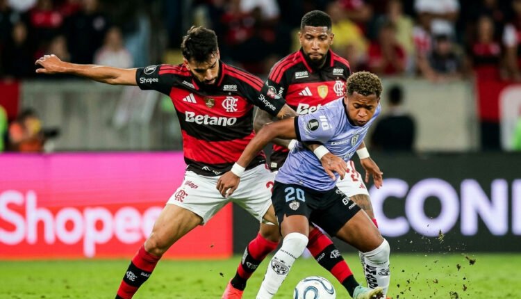Flamengo avança à semifinal da Libertadores e engorda cofres com milhões em premiação