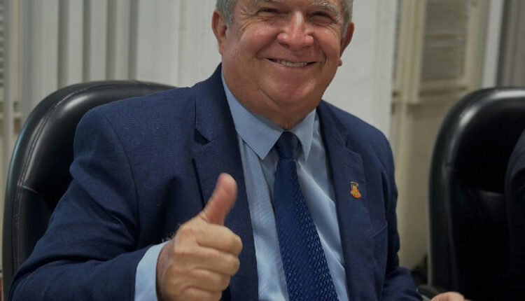 Vereador Hermenegildo movimenta cenário político de Sobral com declaração de voto em Ciro Gomes
