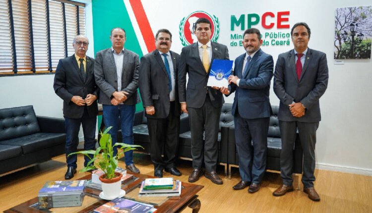 Inteligência contra o crime avança com parceria entre MP do Ceará e Abin