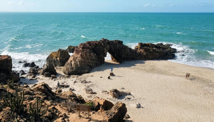 Justiça Federal barra cobrança de acesso à Vila de Jericoacoara no Ceará