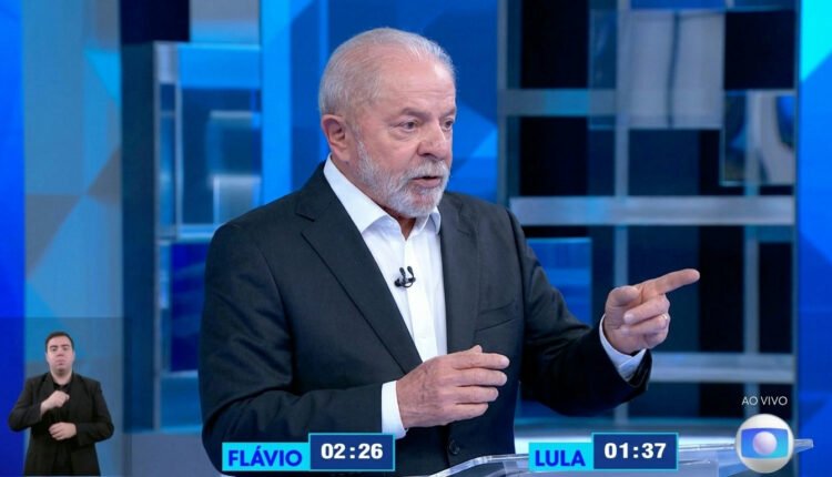 Lula ataca Jair e Flávio Bolsonaro com apelidos ligados a apostas em debate da TV Globo