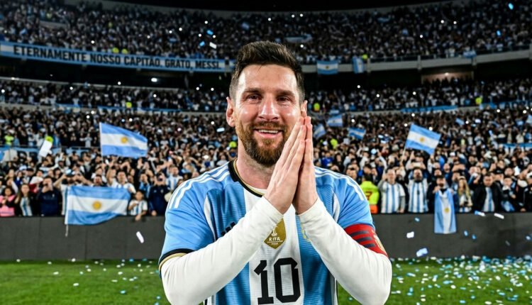 Messi se despede da seleção argentina em adeus emocionante e confessa desejo de 'estar aqui a vida inteira'