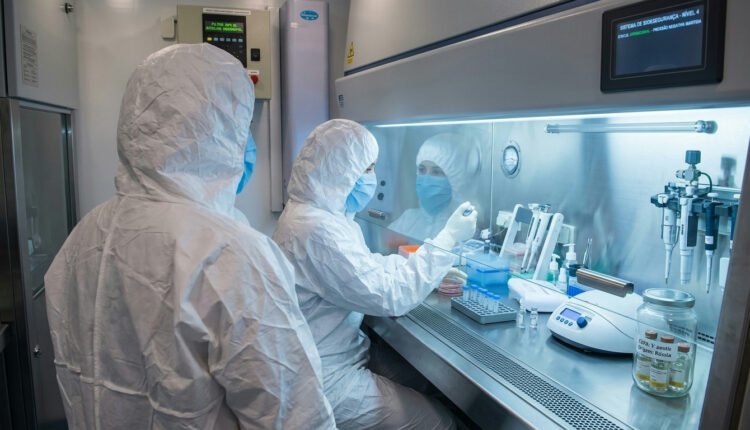 Peste: morte de pesquisadora em laboratório russo intriga autoridades e gera alerta
