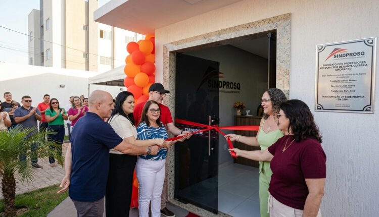 Sindicato dos professores inaugura sede própria em Santa Quitéria