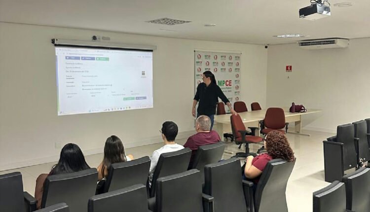 Sistema Proconsumidor é implantado no Decon de Juazeiro do Norte com capacitação de servidores