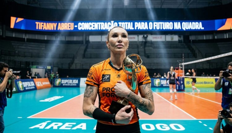Tifanny Abreu tem liminar cassada por unanimidade no Superior Tribunal de Justiça Desportiva e fica fora da Superliga